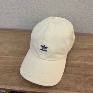 Adidas Originals Mini Logo Relaxed Hat creamy Adjustable